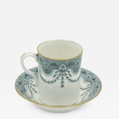 Set of 5 English Victorian Worcester Porcelain Teacups and Saucers