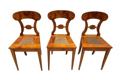 Set of 6 Biedermeier Board Chairs Cherry wood and Mesh Austria circa 1830