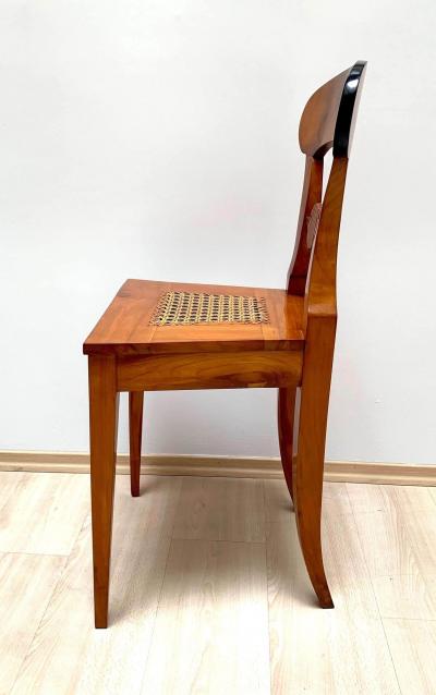 Set of 6 Biedermeier Board Chairs Cherry wood and Mesh Austria circa 1830
