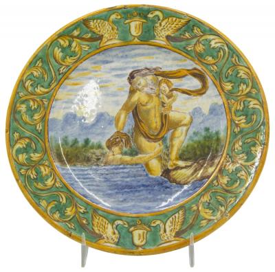 Set of 6 Renaissance Style Majolica Porcelain Plates