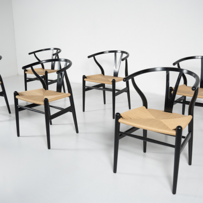 Set of 6 Wishbone Armchairs by Hans J Wegner for Carl Hansen S n