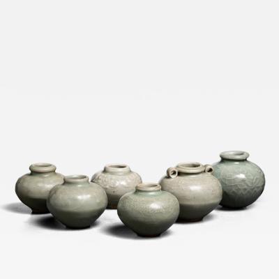 Set of 6 Yuan Ming dynasty jarlets