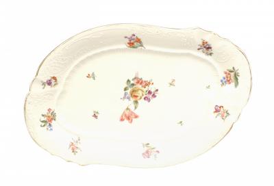 Set of Continental German Porcelain Dinner Service