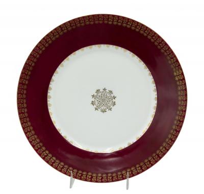 Set of English Victorian Porcelain Dinner Plates