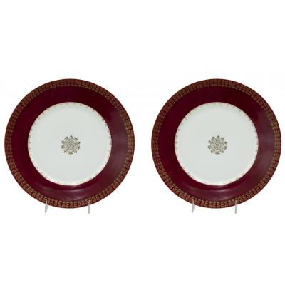 Set of English Victorian Porcelain Dinner Plates
