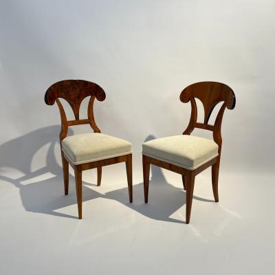 Set of Four Biedermeier Shovel Chairs Walnut Ink Austria circa 1830