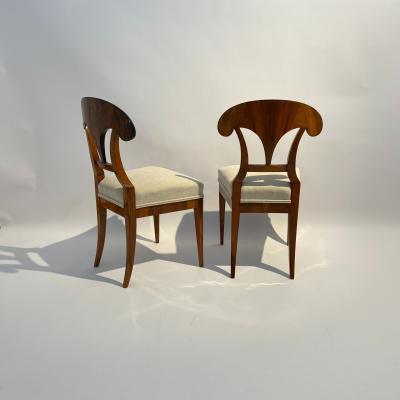Set of Four Biedermeier Shovel Chairs Walnut Ink Austria circa 1830