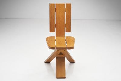 Set of Four Sculptural Oak Tripod Chairs by Eb nisterie Seltz France 1970s