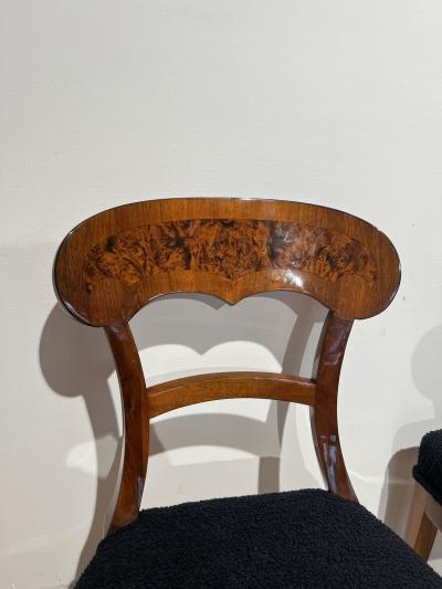 Set of Six Biedermeier Shovel Chairs Walnut Roots Veneer South Germany 1840s