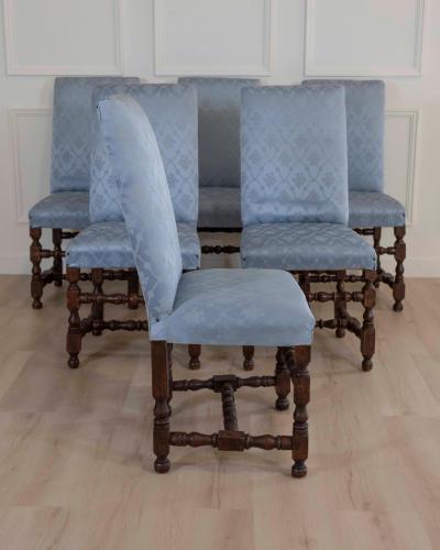 Set of Six Lombard Walnut Reel Turned Dining Chairs Early 18th Century