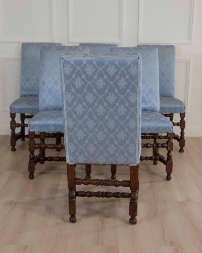 Set of Six Lombard Walnut Reel Turned Dining Chairs Early 18th Century