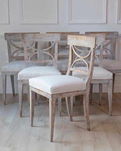 Set of Six Swedish Neoclassical Dining Chairs with Curule Backrests