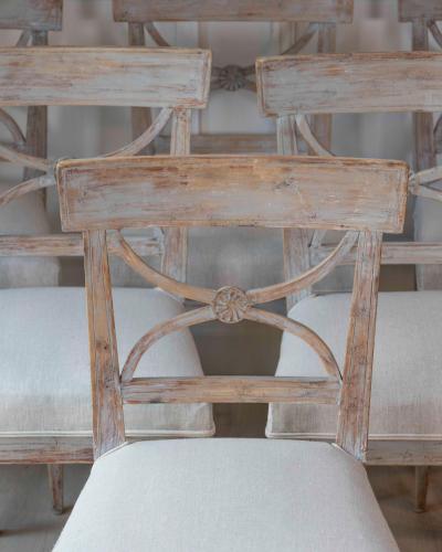 Set of Six Swedish Neoclassical Dining Chairs with Curule Backrests