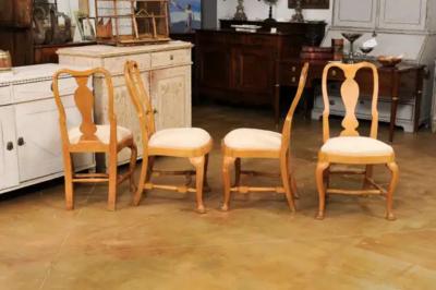 Set of Six Swedish Rococo Style 1890s Dining Room Side Chairs with Carved Splats