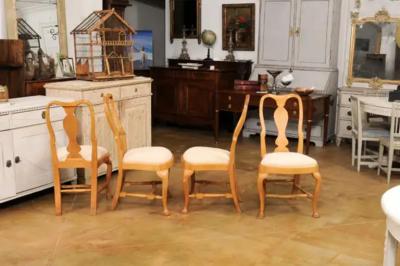 Set of Six Swedish Rococo Style 1890s Dining Room Side Chairs with Carved Splats