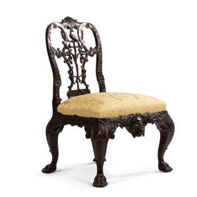 Set of Ten English Chippendale Mahogany Ribbon Chair