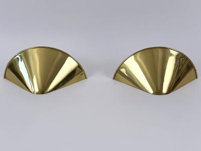 Set of Two Elegant Mid Century Modern Brass Sconces or Wall Lights Germany 1970s