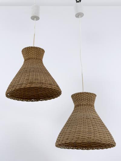 Set of Two Lovely Mid Century Modern Rattan Diabolo Pendant Lamps Germany 1960s