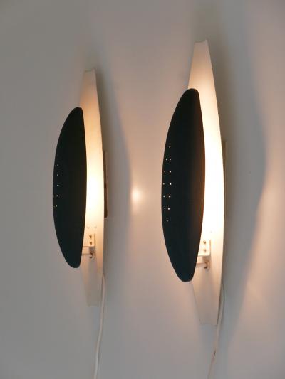 Set of Two Rare Elegant Mid Century Modern Sconces or Wall Lights Sweden 1950s