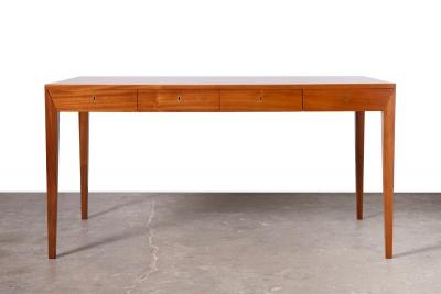 Severin Hansen Elegant Mid Century Writing Desk Designed by Severin Hansen for Haslev 1960s