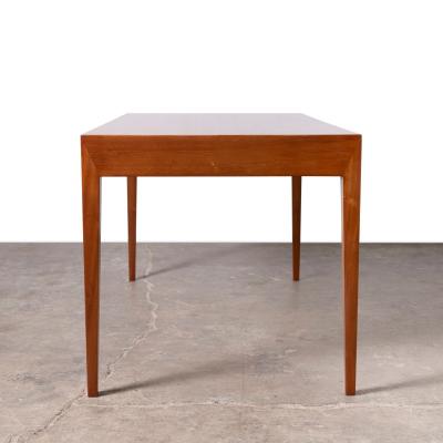 Severin Hansen Elegant Mid Century Writing Desk Designed by Severin Hansen for Haslev 1960s