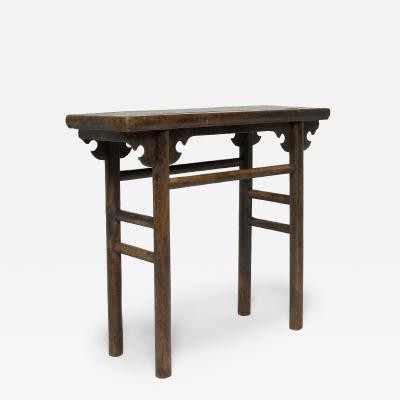 Shallow Wine Table