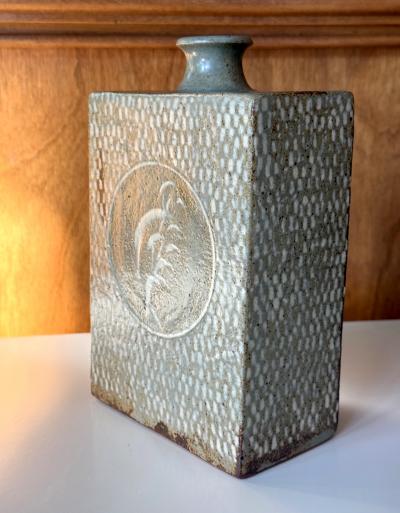 Shimaoka Tatsuzo Japanese Ceramic Jar with Inlay Design Tatsuzo Shimaoka with Tomobako
