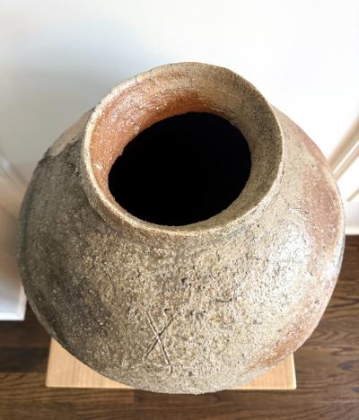 Shiro Tsujimura Large Japanese Contemporary Shigaraki Tsubo with Tomobako by Shiro Tsujimura