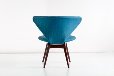 Sigfrid Ljungqvist Sigfrid Ljungqvist Wing Shaped Chair Petrol Blue Fabric and Beech Sweden 1958