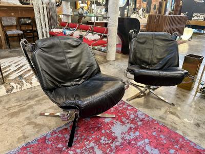 Sigurd Ressell Mid Century Falcon Chair by Sigurd Ressel 70s A pair available