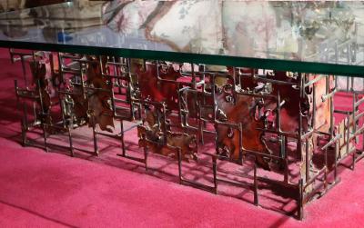 Silas Seandel Excellent Silas Seandel Brutalist Torch Cut Nail Coffee Table Mid Century Modern