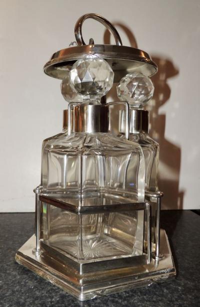Silver and Glass Swingout Tantalus