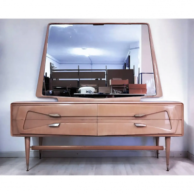 Silvio Cavatorta Italian Mid Century Maple Dresser with Mirror attr to Silvio Cavatorta 1950s