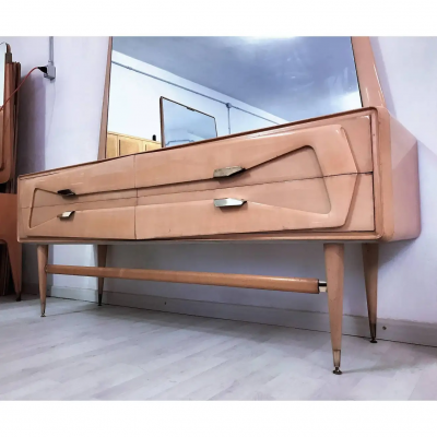 Silvio Cavatorta Italian Mid Century Maple Dresser with Mirror attr to Silvio Cavatorta 1950s