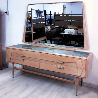 Silvio Cavatorta Italian Mid Century Maple Dresser with Mirror attr to Silvio Cavatorta 1950s