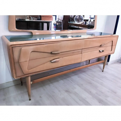 Silvio Cavatorta Italian Mid Century Maple Dresser with Mirror attr to Silvio Cavatorta 1950s