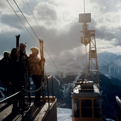 Slim Aarons Alpine Skiing