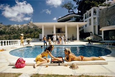 Slim Aarons Poolside Backgammon