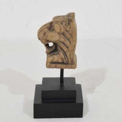 Small 17th 18th Century French Carved Oak Lion Fragment