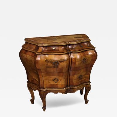 Small 20th century Italian dresser