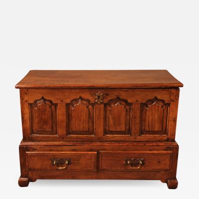 Small English Chest In Oak From The 18th Century