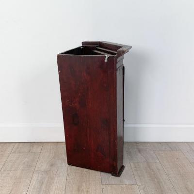 Small Georgian Corner Cabinet in Mahogany circa 1830