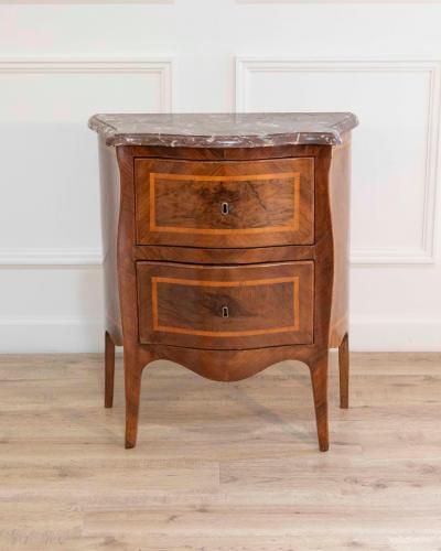 Small Italian Louis XV Period Curved Chest of Drawers in Walnut 18th Century