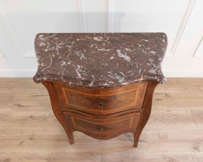 Small Italian Louis XV Period Curved Chest of Drawers in Walnut 18th Century