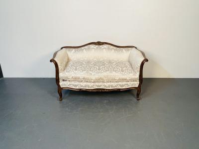 Small Louis XV Mahogany Carved Settee Sofa Floral Silk Upholstery