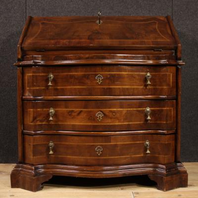Small Venetian bureau of the 20th century
