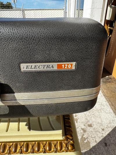Smith Corona Electra 120 Electric Typewriter
