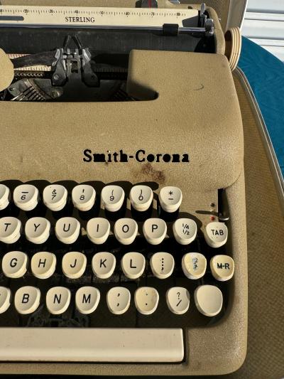 Smith Corona Manual Sterling Typewriter in Case