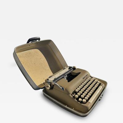 Smith Corona Manual Sterling Typewriter in Case