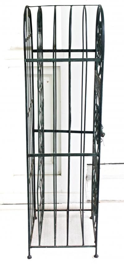 Sommeliers 45 Bottle Lockable Wine Rack